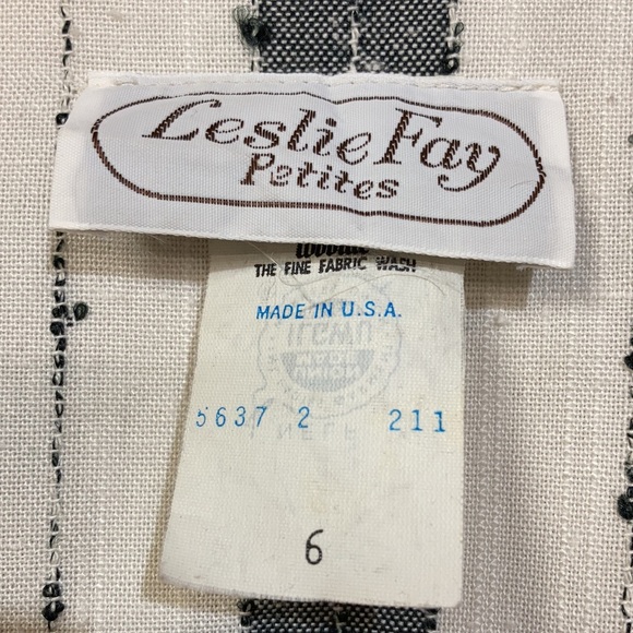 Vintage Leslie Fay Blazer - Picture 4 of 11